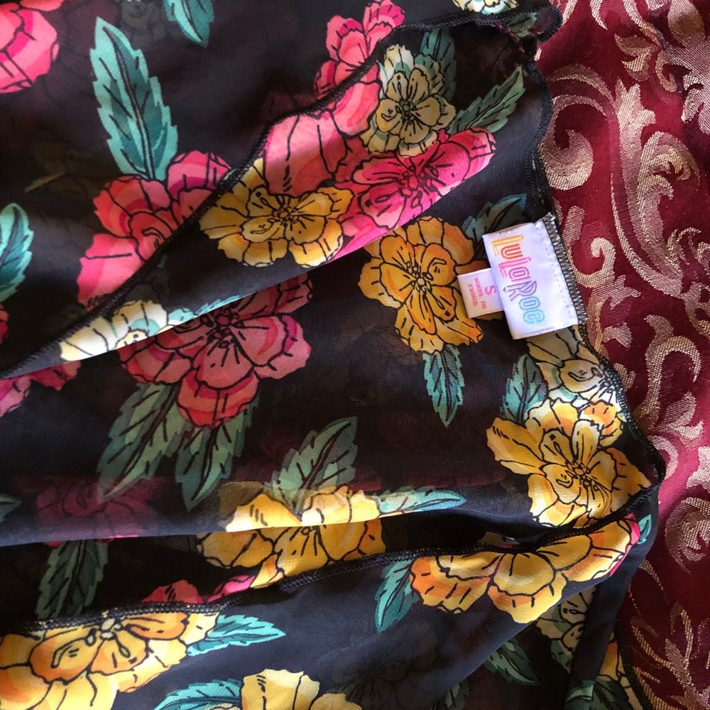 NWOT Flora Lularoe Shirley Small